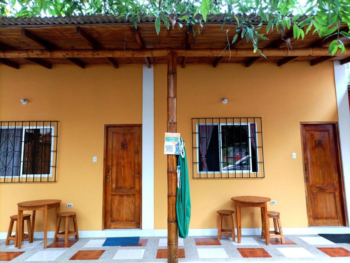 La Casa De Lili Hotel Olón Kültér fotó